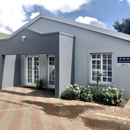 Acacia Westdene B&B Bloemfontein Buitenkant foto