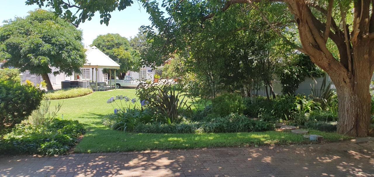 Acacia Westdene B&B Bloemfontein Buitenkant foto