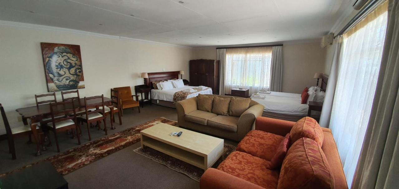 Acacia Westdene B&B Bloemfontein Buitenkant foto