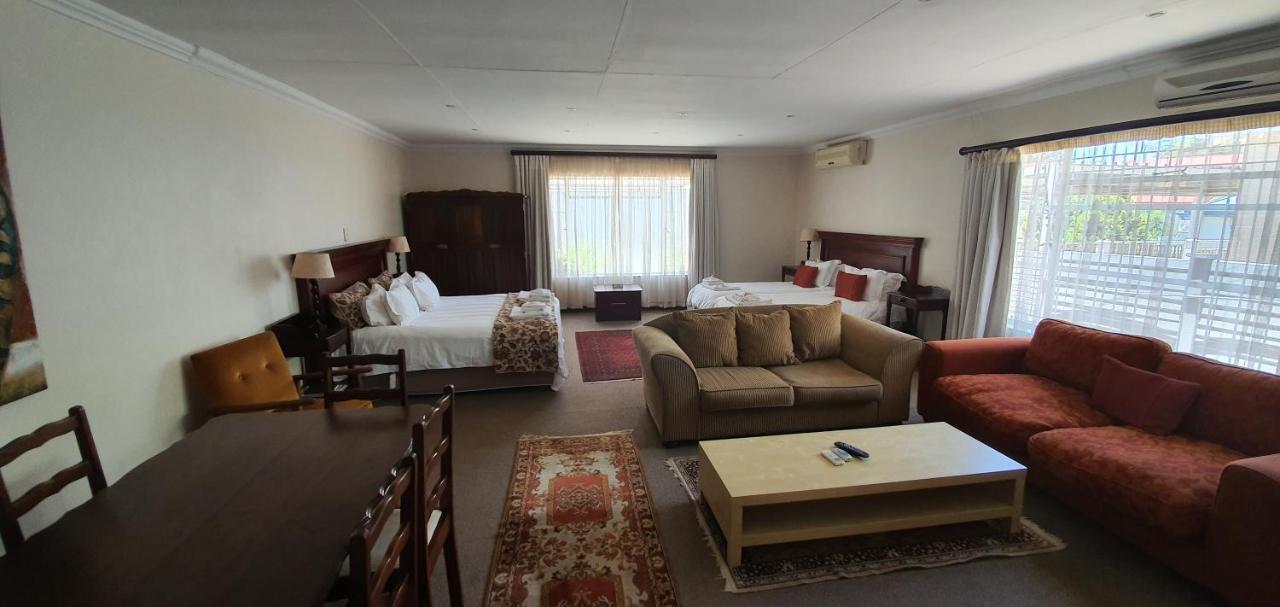 Acacia Westdene B&B Bloemfontein Buitenkant foto
