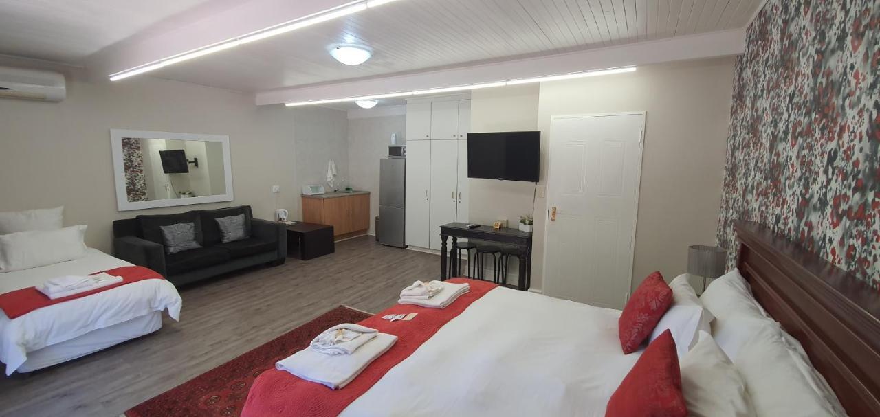 Acacia Westdene B&B Bloemfontein Buitenkant foto