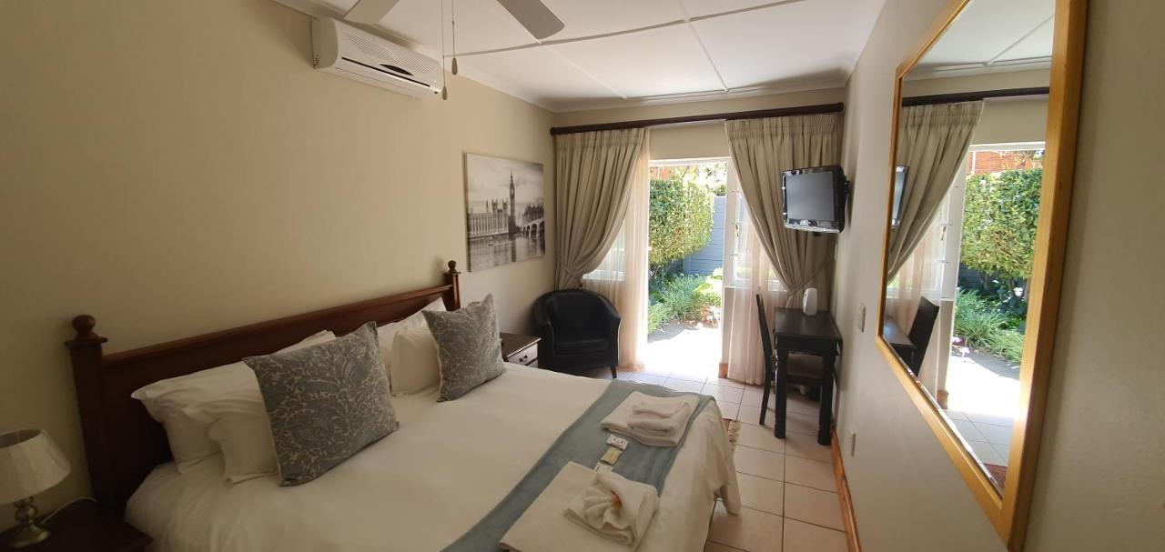 Acacia Westdene B&B Bloemfontein Buitenkant foto